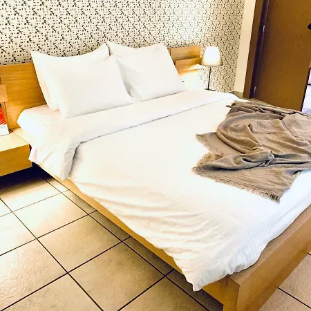 The Hub Apartment
