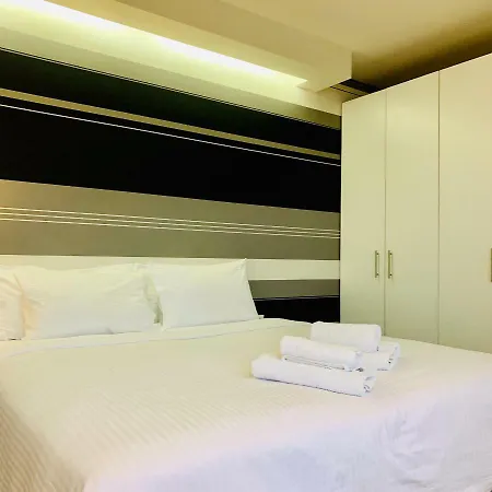 The Hub Apartment *