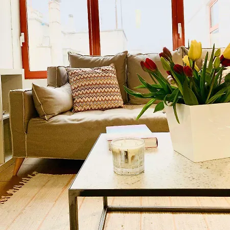 The Hub Apartment *